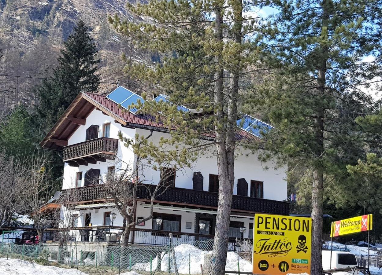 Tattoo Pension Mit Restaurant Und Tattoo-Studio Mortschach Экстерьер фото